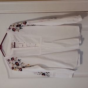 COPY - NWT Loft Size Small Flower Cutout Top